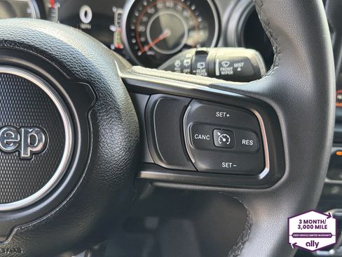 Used 2023 Jeep Wrangler Unlimited Sport AWD/4WD image 17