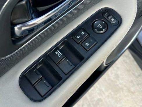 Used 2019 Honda HR-V EX image 63