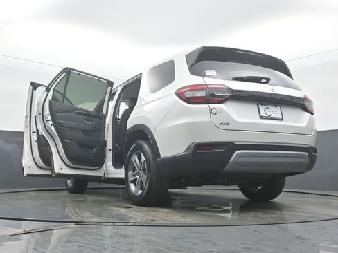 Used 2025 Honda Pilot EX-L image 62