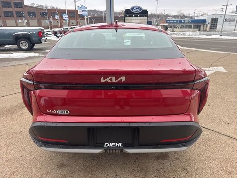 New 2025 Kia K4 LXS image 6