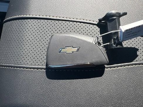 Used 2026 Chevrolet Traverse High Country AWD/4WD image 54