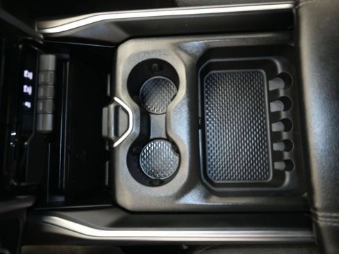 Used 2025 RAM 1500 Big Horn AWD/4WD image 19