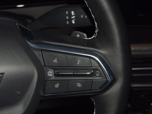 Used 2025 Chevrolet Traverse High Country image 38