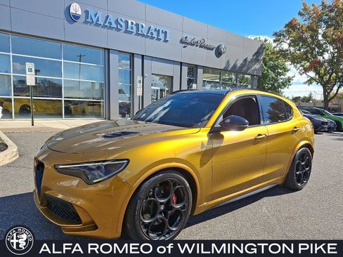 Used 2022 Alfa Romeo Stelvio Quadrifoglio w/ Active Assist Plus Package AWD/4WD image 1