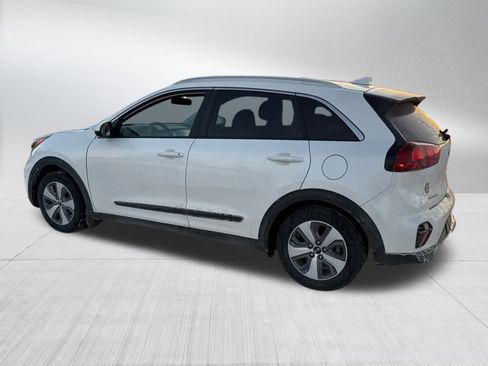 Used 2021 Kia Niro LX image 7