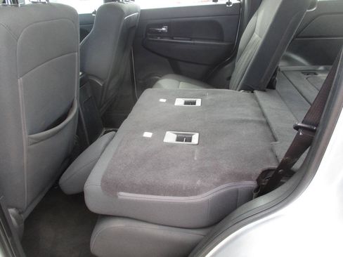 Used 2012 Jeep Liberty Sport AWD/4WD image 30