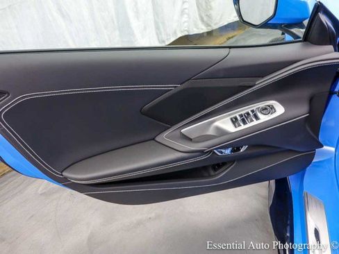 Used 2025 Chevrolet Corvette Z06 RWD image 25