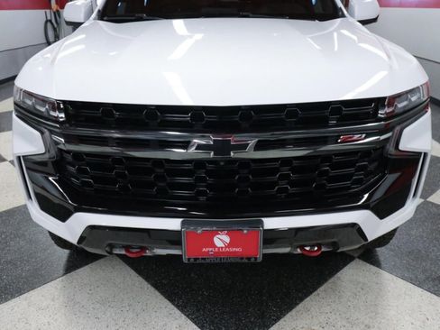 Used 2022 Chevrolet Tahoe Z71 w/ Luxury Package image 4