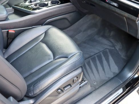 Used 2018 Audi Q7 3.0T Prestige w/ Prestige Package image 37