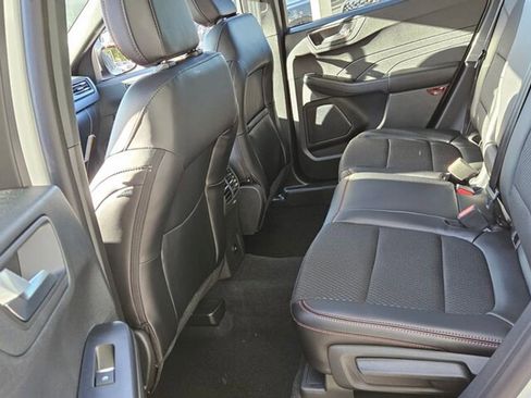 New 2026 Ford Escape ST-Line w/ Tech Pack #1 image 9