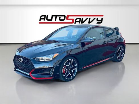 Used 2022 Hyundai Veloster N image 3