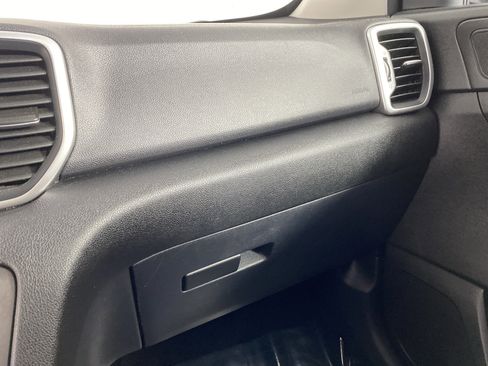 Used 2018 Kia Sportage LX AWD/4WD image 28