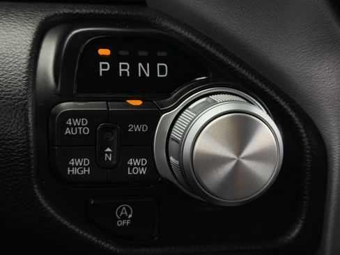 Used 2024 RAM 1500 Laramie AWD/4WD image 22