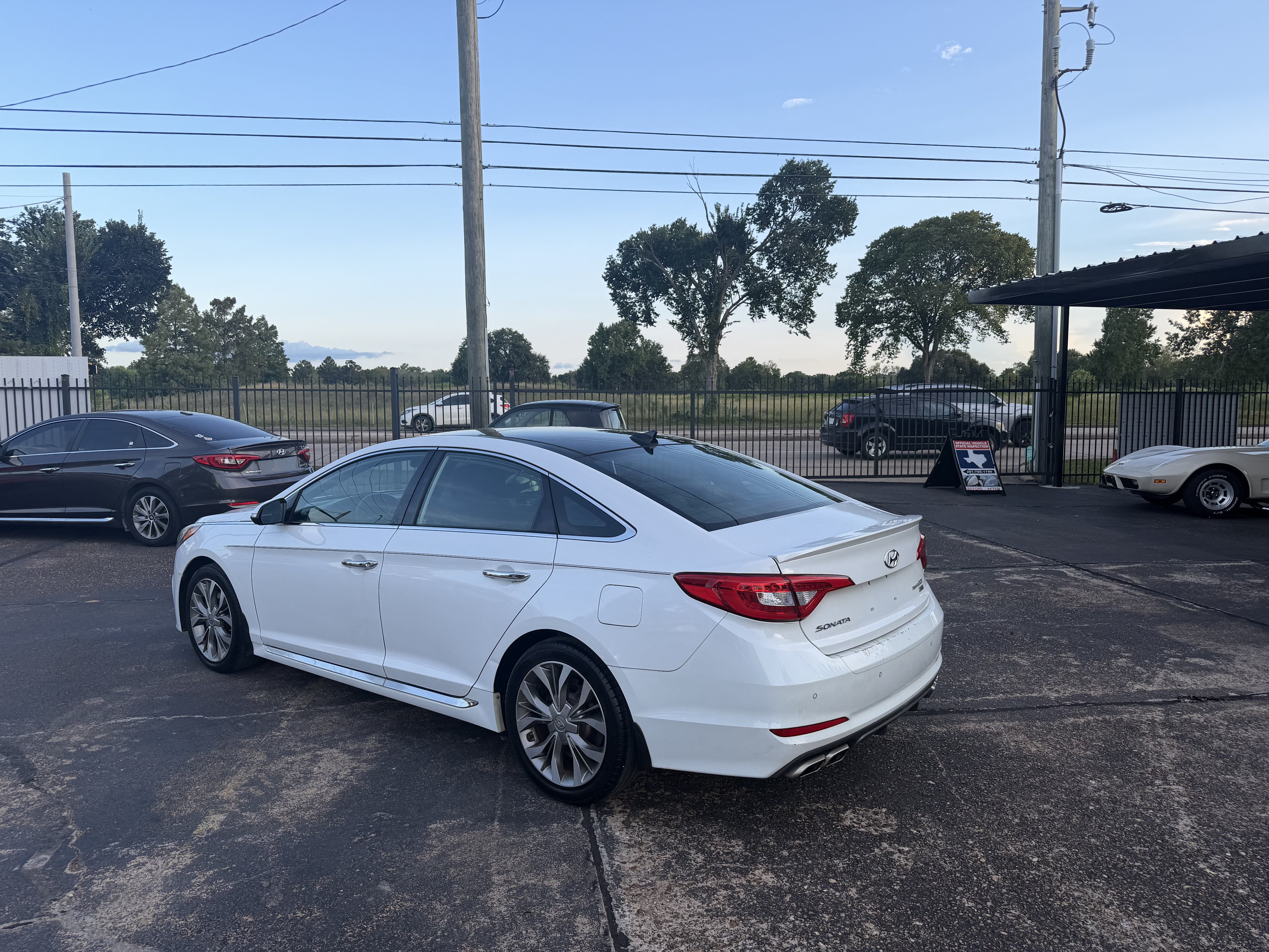 Used 2015 Hyundai Sonata Limited 2.0T FWD image 9