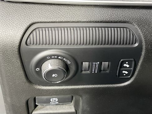 Used 2022 Jeep Wagoneer Series II image 10