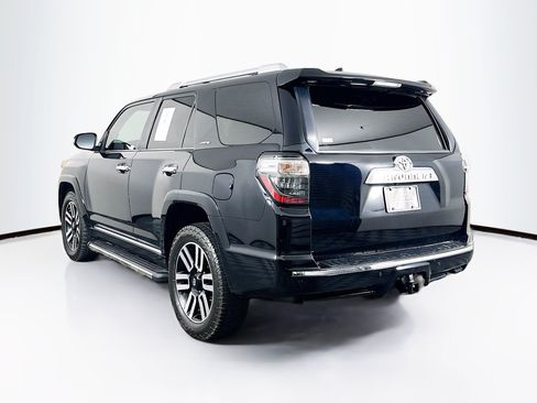Used 2018 Toyota 4Runner Limited AWD/4WD image 5