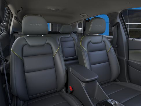 New 2026 Chevrolet Trax ACTIV w/ Driver Confidence Package FWD image 16