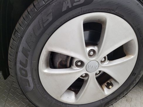 Used 2014 Kia Soul FWD image 31