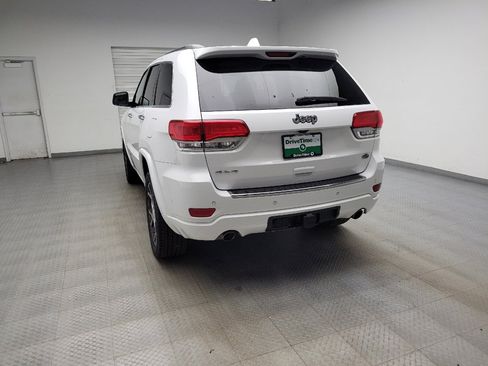 Used 2021 Jeep Grand Cherokee Overland AWD/4WD image 6