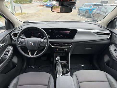 Used 2024 Buick Encore GX Preferred FWD image 20