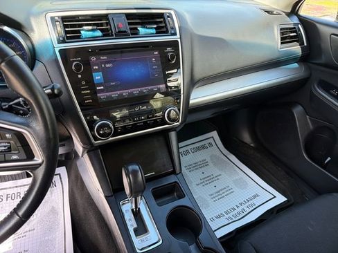 Used 2019 Subaru Legacy 2.5i Premium AWD/4WD image 19