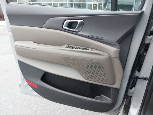 New 2026 Kia Carnival SX image 29