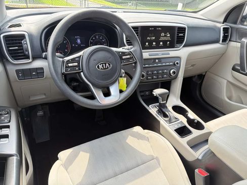 Used 2022 Kia Sportage LX FWD image 22