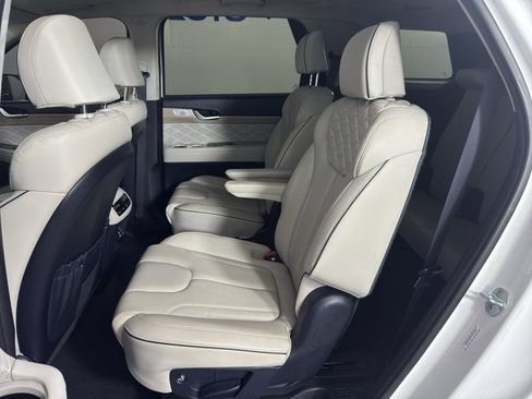 Used 2022 Hyundai Palisade Calligraphy FWD image 32