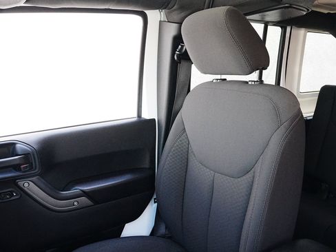 Used 2017 Jeep Wrangler Unlimited Sport w/ Quick Order Package 24S image 10