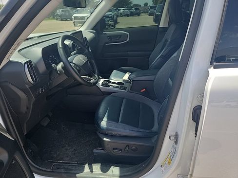 Used 2021 Ford Bronco Sport Outer Banks w/ Outer Banks Package (96D) AWD/4WD image 18