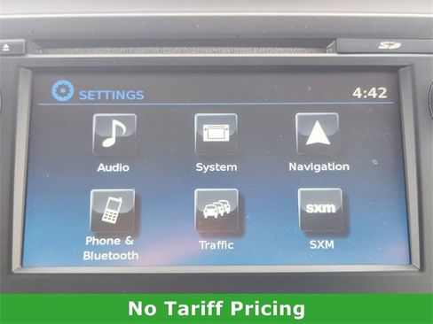 Used 2018 Nissan Titan SV w/ SV Convenience Package image 17