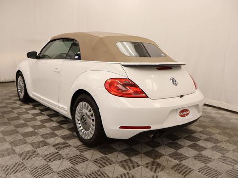 Used 2013 Volkswagen Beetle 2.5 image 3