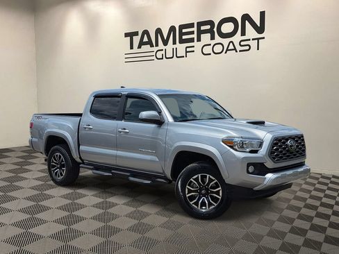 Used 2022 Toyota Tacoma TRD Sport w/ Technology Package RWD image 1