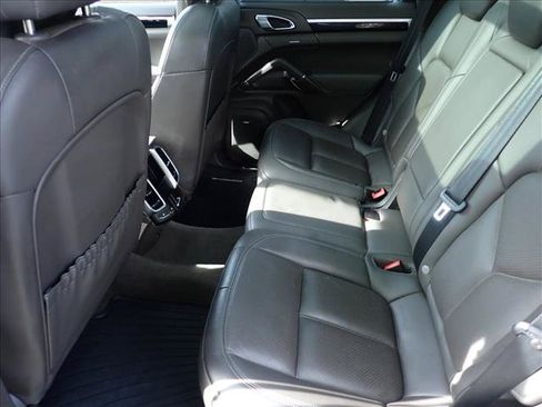 Used 2015 Porsche Cayenne Diesel w/ Premium Plus Package AWD/4WD image 10