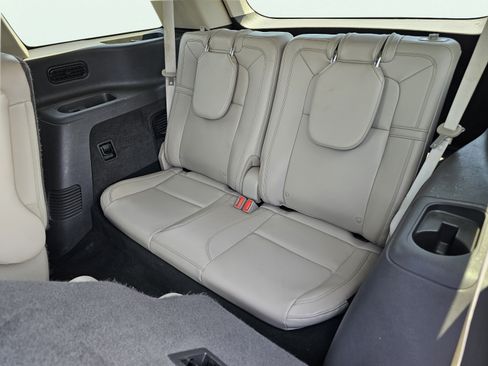 Used 2022 Lincoln Aviator Grand Touring w/ Elements Package Plus AWD/4WD image 34