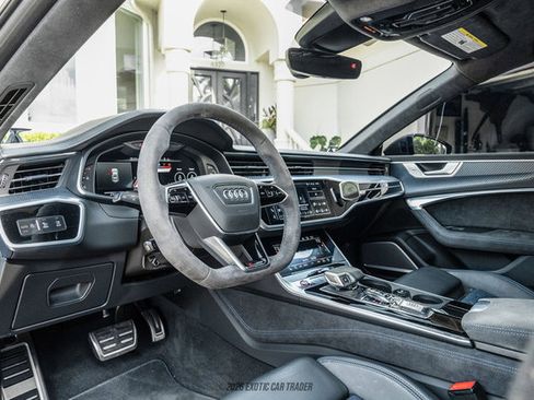 Used 2024 Audi RS 7 Performance AWD/4WD image 38