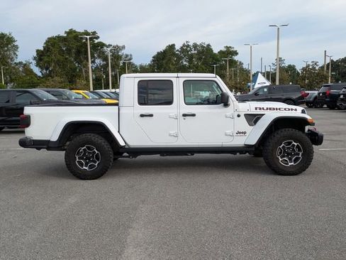 Used 2023 Jeep Gladiator Rubicon AWD/4WD image 3