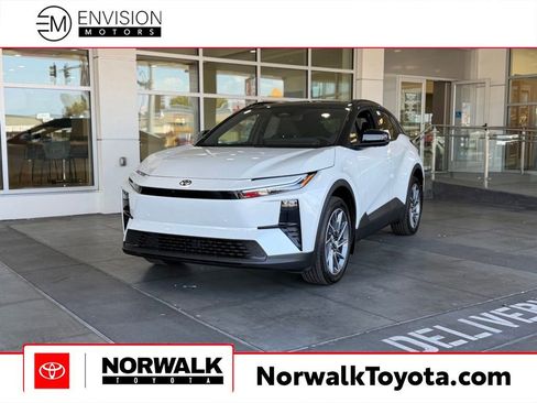 New 2026 Toyota C-HR AWD/4WD image 1
