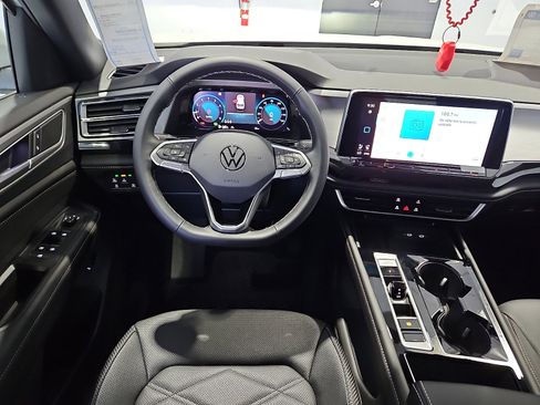 New 2026 Volkswagen Atlas Cross Sport SE image 11