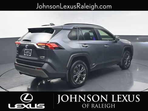 Used 2023 Toyota RAV4 Limited image 9