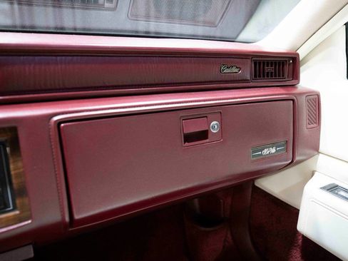 Used 1990 Cadillac De Ville Coupe image 46
