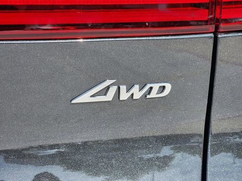 Used 2026 Genesis GV70 2.5T AWD/4WD image 8