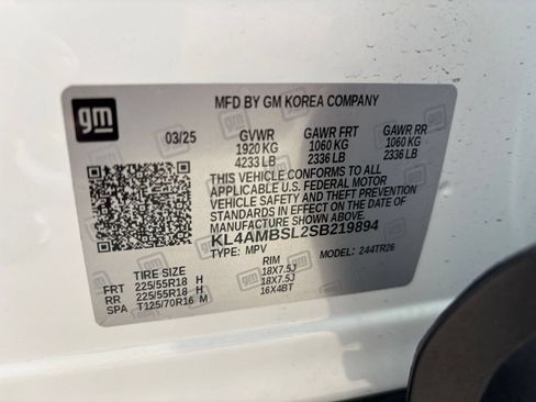 Used 2025 Buick Encore GX Preferred FWD image 29