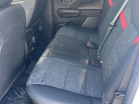 Used 2023 Chevrolet Colorado Z71 w/ Z71 Convenience Package 2 image 13