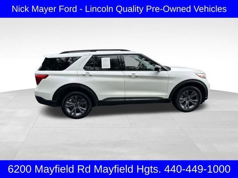 Used 2022 Ford Explorer XLT w/ Equipment Group 202A image 8