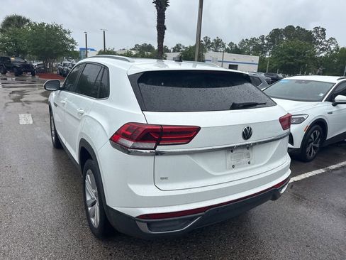 Used 2021 Volkswagen Atlas Cross Sport SE image 10