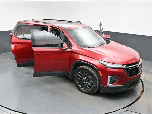 Used 2023 Chevrolet Traverse RS w/ LPO, Floor Liner Package image 44