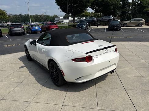 Certified 2022 MAZDA MX-5 Miata Club w/ Brembo/BBS Recaro Package RWD image 7