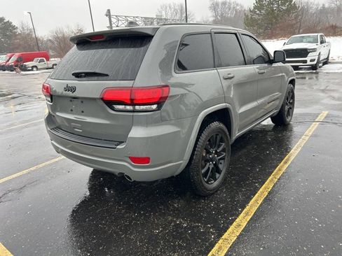 Certified 2020 Jeep Grand Cherokee Altitude image 4