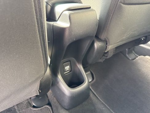 Used 2021 Honda HR-V EX image 13